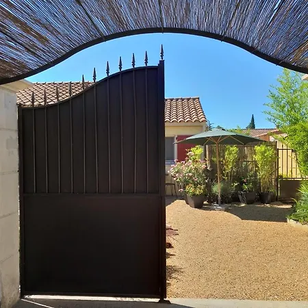 Lou Bagnou Mi-clos Holiday home
