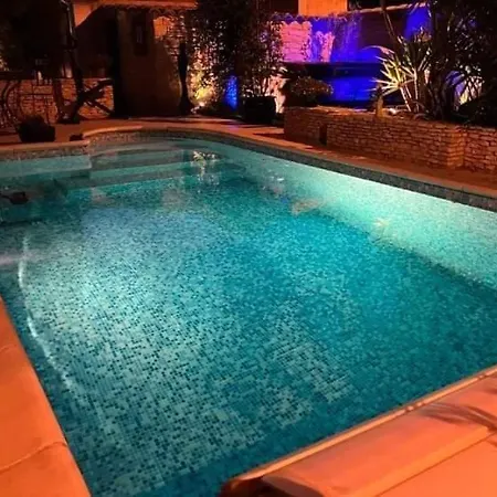 Lou Bagnou Mi-clos Holiday home