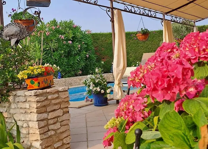 Lou Bagnou Mi-clos * Bagnols-sur-Cèze